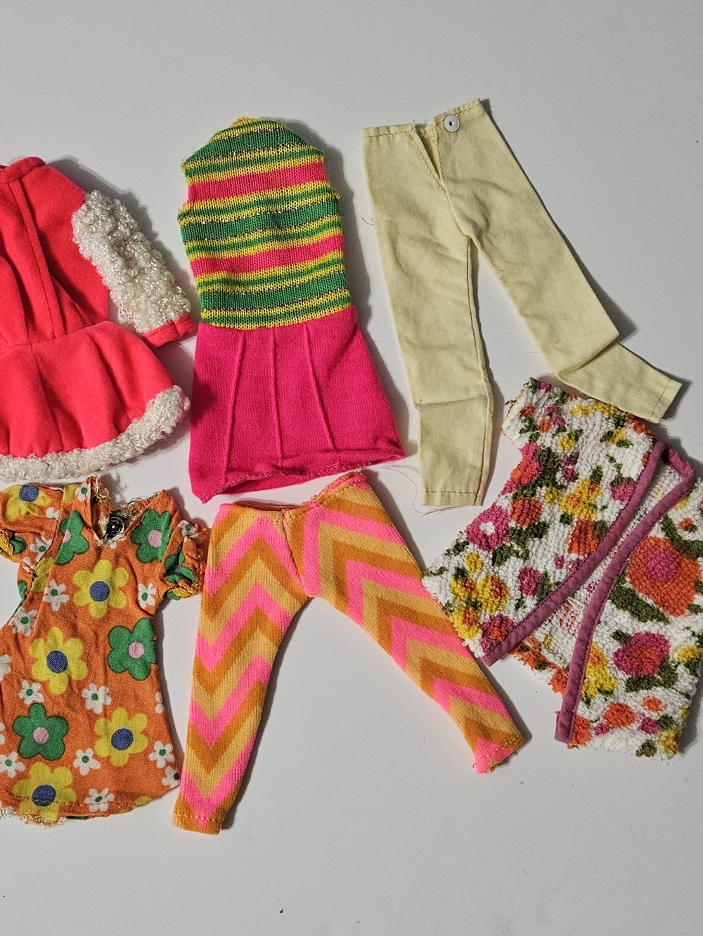 Vintage Barbie Doll 6 Piece Hippy Flower Power Clothing Outfits Lot Set Includes